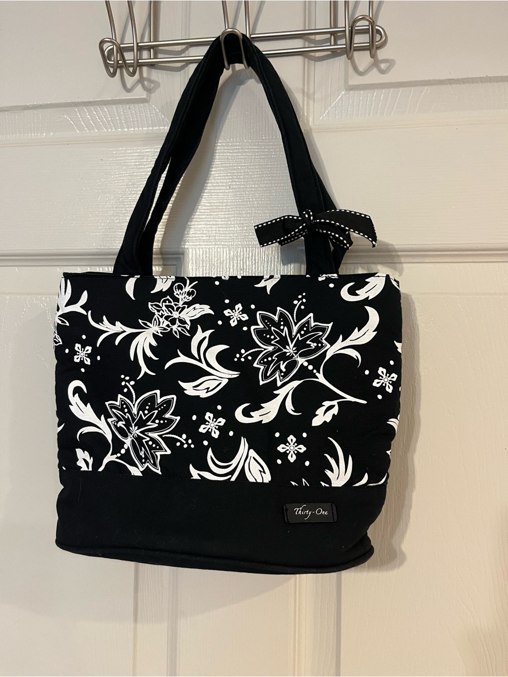 thirty-one Black and White Floral Tote